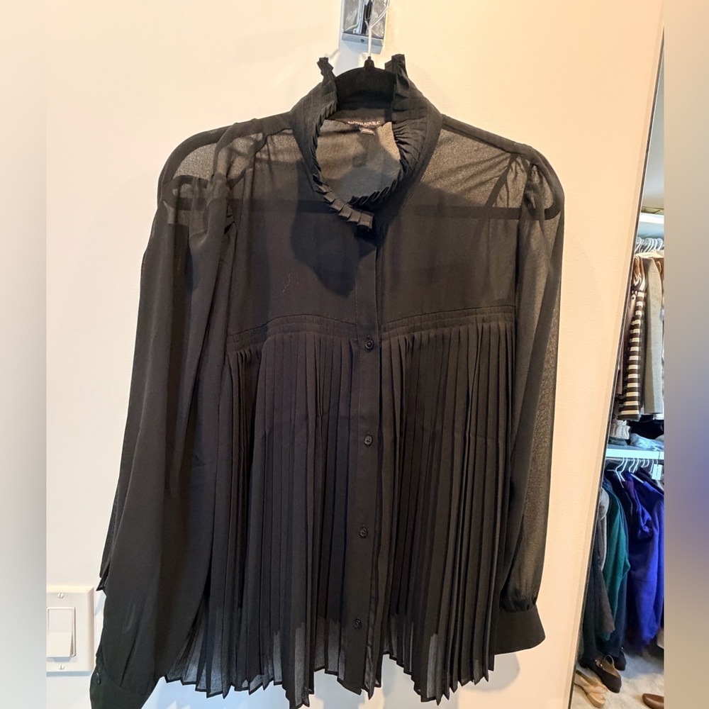 Banana Republic Black Sheer Pleated Women's Top